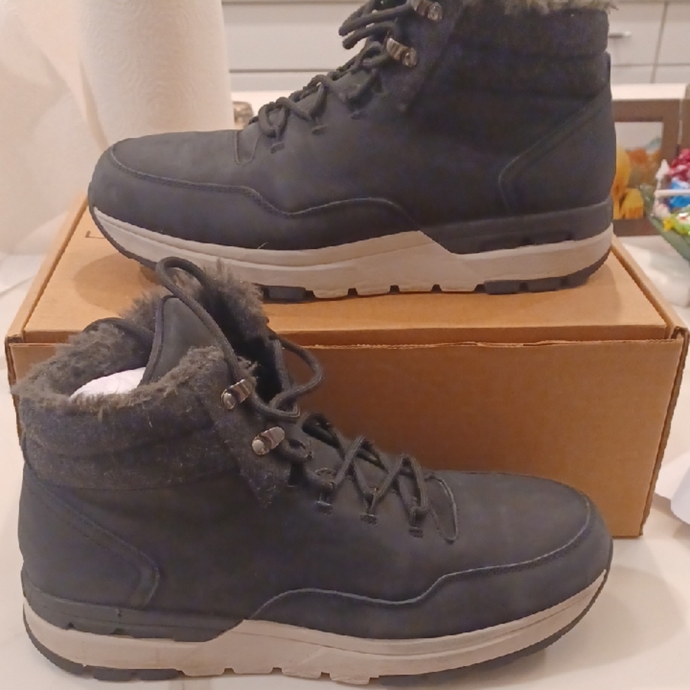 ROCKPORT WORKS WOMEN'S SZ 8.5 WIDE WORK HIKING BOOTS